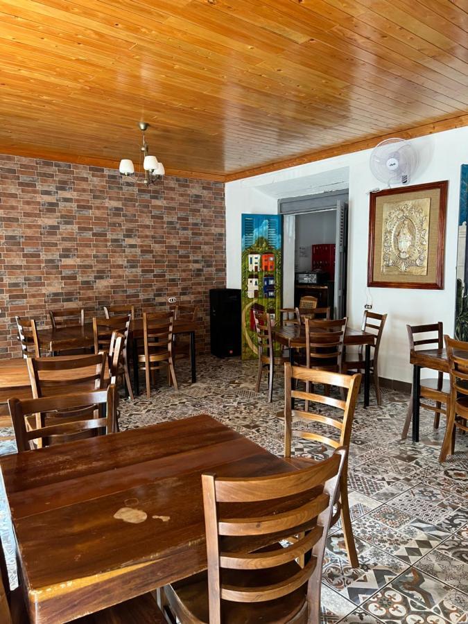 Hostal Y Restaurante La Toscana Metapan Exterior photo